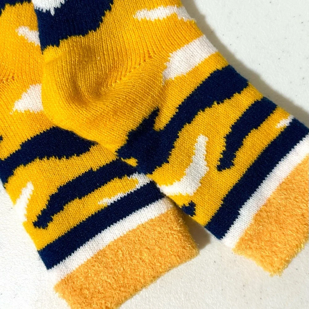 Northeast Outfitters Men’s Cozy Cabin Crew Socks LG Aloe Infused NWT